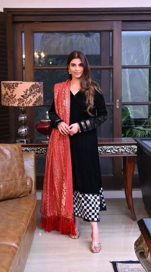 MIna-Tariq-wearing-Naureen-Jamal