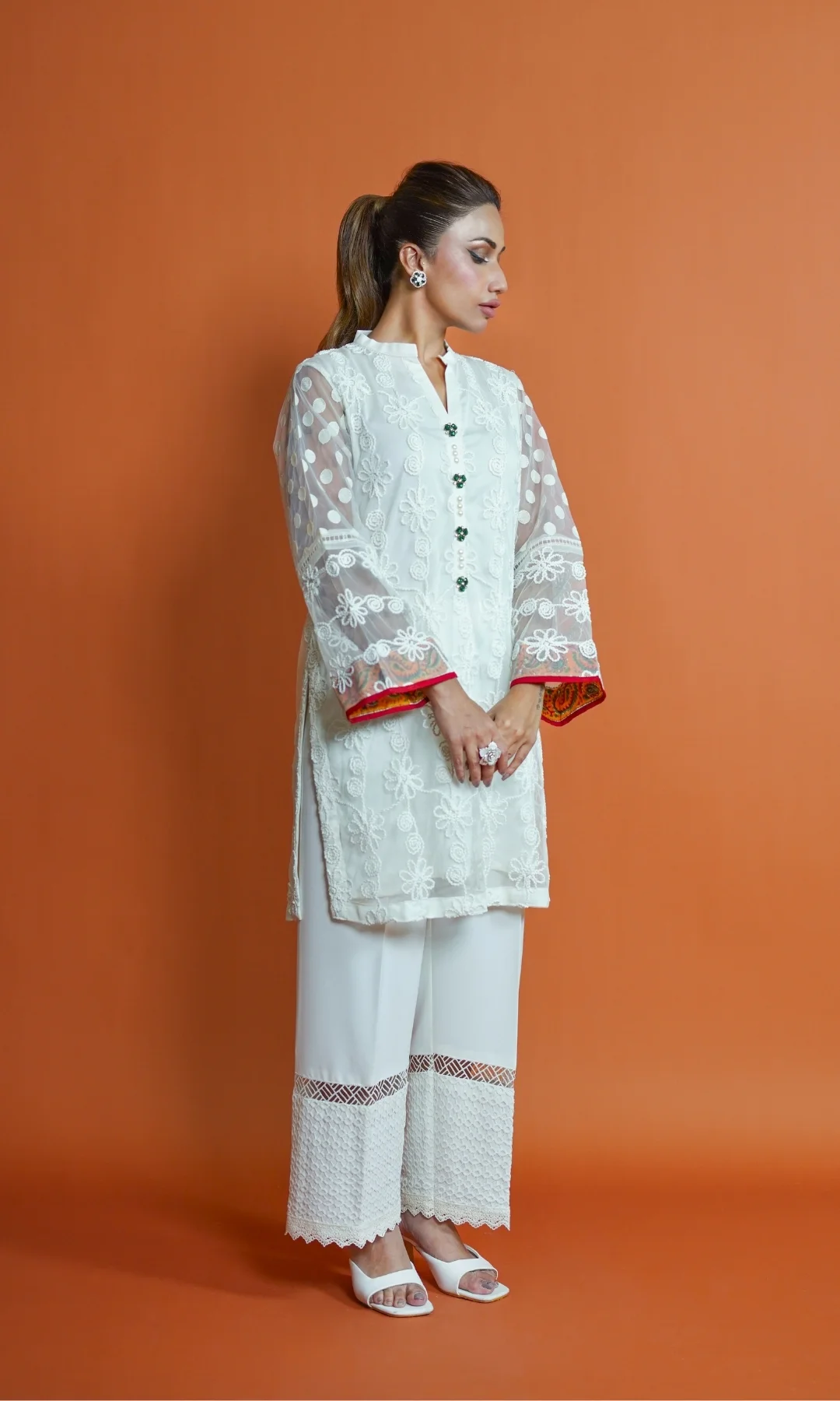 Naureen Jamal White Pakistani collection