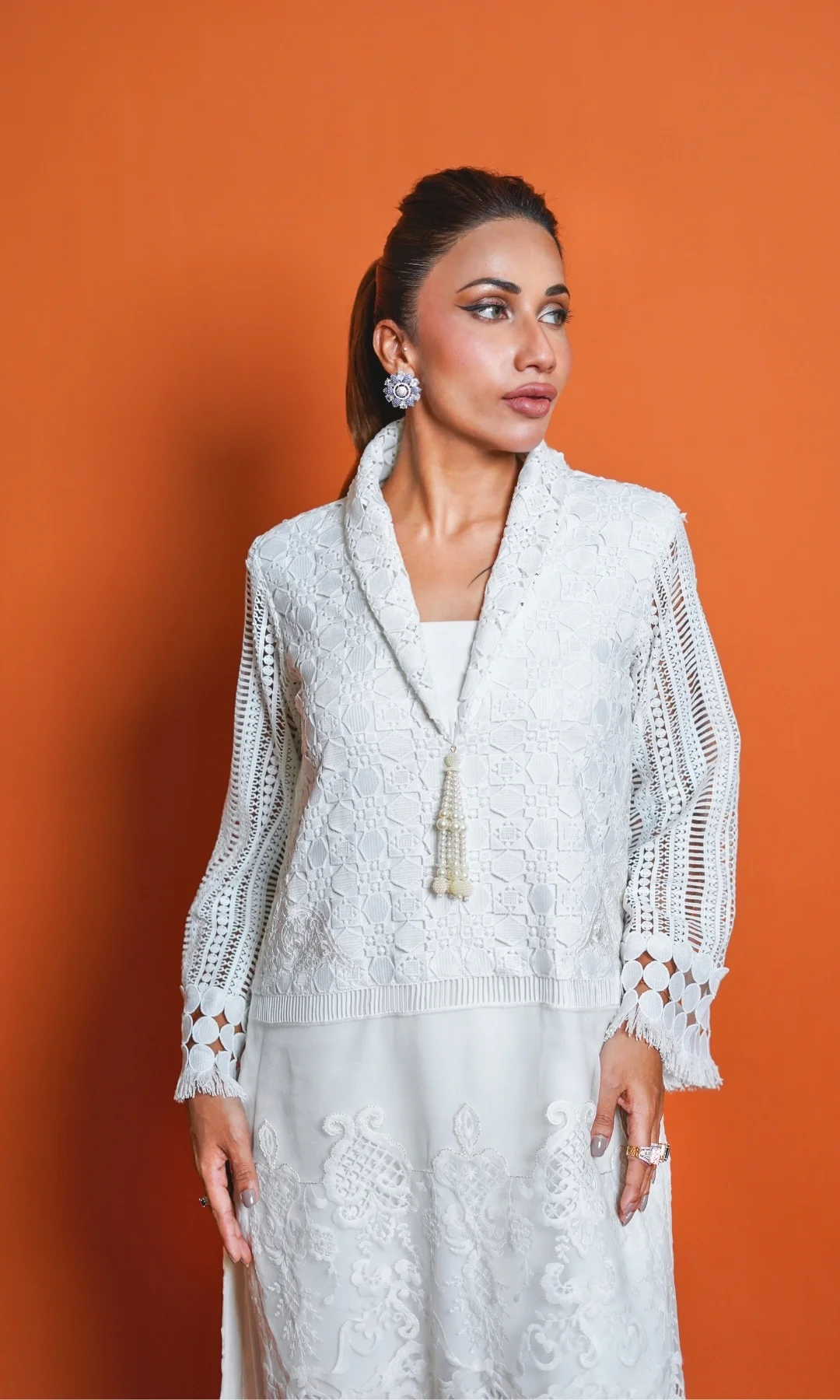White Kura Pakistani Collection by Naureen Jamal