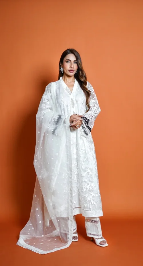 Naureen Jamal white on white