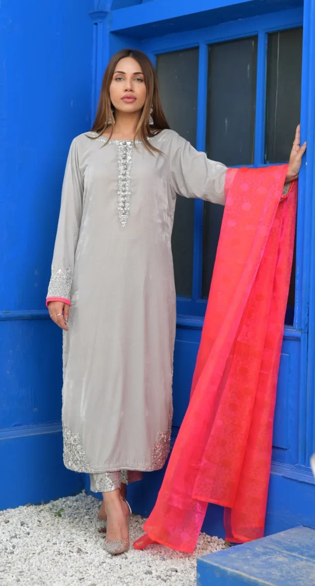 Naureen Jamal Ice Grey