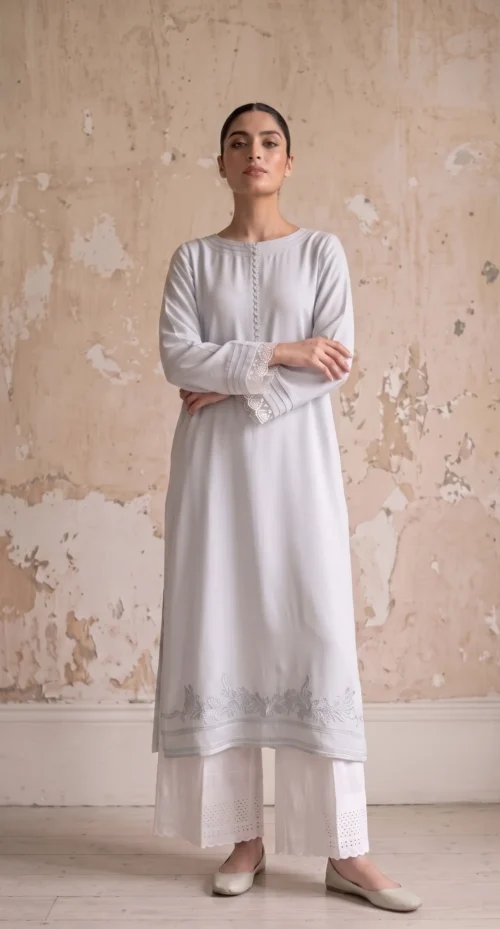 Sky blue linen by NJ
